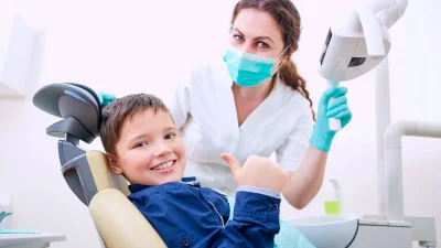 Top 10 criterii pentru selectarea unui medic stomatolog copii