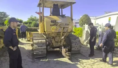 Tragedie! O femeie de 66 de ani a fost călcată de un buldozer pe o plajă
