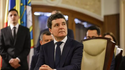 Nicuşor Dan face apel la guvern: „Trebuie să reducem cheltuielile şi să perfecţionăm deciziile fiscale până pe 30 iunie!”