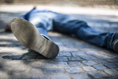 Tragedie! Tânăr fotbalist mort după ce a consumat droguri și alcool în apartamentul colegilor!