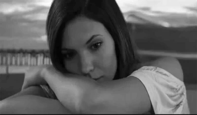 Femeia obosită a învins povara vieții! Cum a recâștigat energia și bucuria de a trăi după ce a spus „nu” și s-a odihnit cu adevărat!