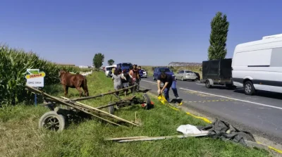 Accident șocant în Maramureș! Șase persoane rănite după ce o tânără a intrat cu mașina pe contrasens și a lovit o căruță!