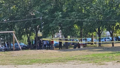 Drama cutremurătoare din Roma! Mamă și fetiță de cinci luni găsite fără viață în parc! Ancheta dezvăluie detalii șocante!