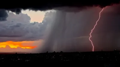 Alertă meteo! România împărțită între furtuni violente și caniculă extremă!