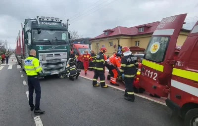 Tragedie pe drumul expres DEx16! Un pieton a murit, altul este în stare gravă după ce au fost loviți de un TIR!