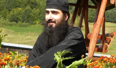 Dacă nu învăţăm să închidem uşile trecutului, nu vom vedea cealaltă uşă ce ni se deschide