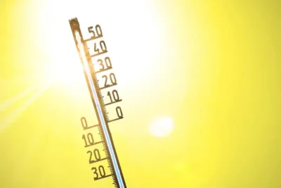 Alertă de caniculă extremă! București și 6 județe, sub cod galben sâmbătă – temperaturi de până la 36°C îți pun sănătatea în pericol!
