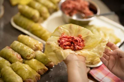 Cât orez se pune la 1 kg de carne pentru sarmale. Secretul folosit de marii bucătari