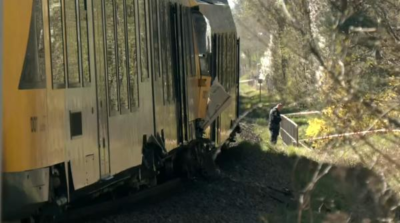 Două trenuri s-au CIOCNIT, iar numărul victimelor aflate în stare critică este…