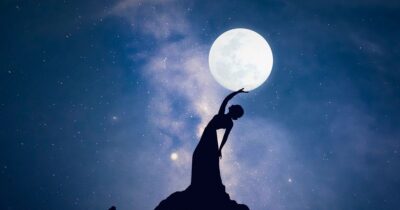 Secretul celor care pun apă la fereastră în fiecare LUNĂ PLINĂ pentru…