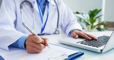 Boala misterioasă care a pus pe jar medicii din Arad. Un tânăr s-a infectat deși nu a ieșit din spital de 2 ani