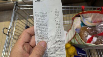 Aplicația iBon de la ANAF care îți aduce bani. Ce trebuie să faci cu bonurile fiscale pentru a primi bonusuri pe card