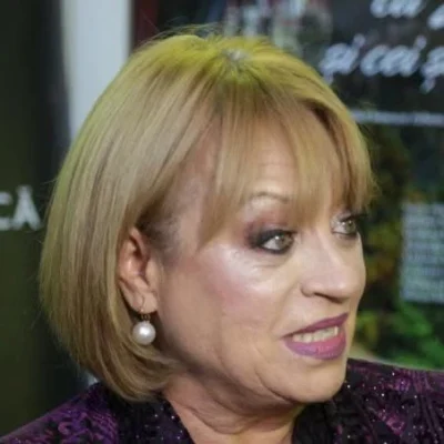 Adriana Trandafir a rămas fără bani în cont. Detaliile șocante ale fraudei care a lăsat-o pe actriță fără mii de lei