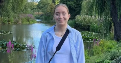 O studentă la Drept a murit după ce medicii au crezut că se preface. S-a stins în brațele mamei sale la doar 20 de ani