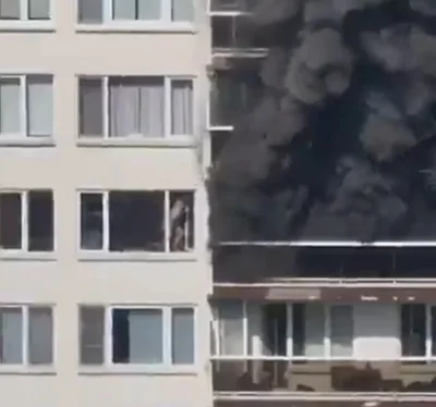 Tragedie într-un bloc de locuințe. Oamenii au fost surprinși de flăcări în propriile apartamente. Bilanțul victimelor este cutremurător