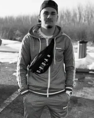 Tragedie cumplită în miez de noapte. Un tânăr a murit pe loc, iar altul se zbate între viață și moarte. Detaliul care îi pune pe gânduri pe anchetatori