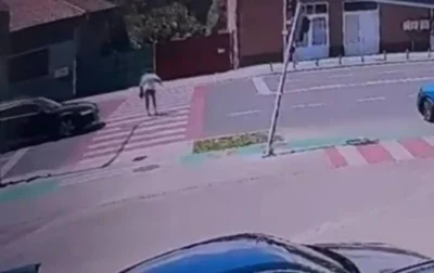 Tragedie pe trecerea de pietoni. O femeie a murit după ce a fost lovită în plin de un șofer