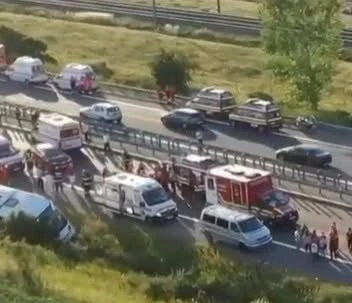 Alertă pe șosele. Plan Roșu de intervenție activat după un accident grav cu un microbuz plin de pasageri