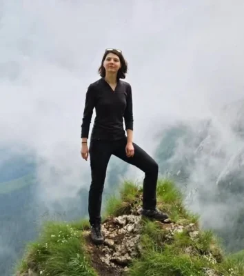 Doliu în lumea medicală: Cine era Antonia, medicul stomatolog care a murit în Bucegi după ce coarda a cedat.