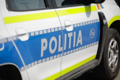 Un bătrân de 76 de ani din Dâmbovița a ajuns în arest pentru abuz asupra unei fetițe