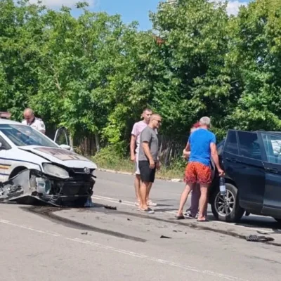 Accident rutier în Eforie. O mașină de poliție și un autoturism s-au ciocnit pe DN 39A
