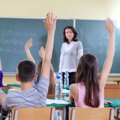 Schimbări majore în educație. Materii opționale în premieră și noi reguli pentru admiterea la liceu din 2026