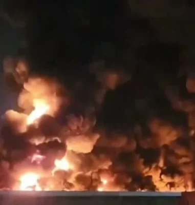 Incendiu violent la o uzină chimică din Santiago. Alăta de contaminare toxică în Capitala Chile