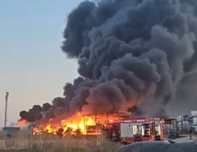 Incendiu puternic la un depozit din Constanța. Forțe impresionante mobilizate din trei județe