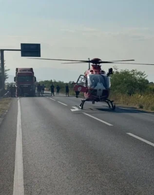 Accident mortal pe DN6. Un șofer și-a pierdut viața după o coliziune între trei autoturisme în județul Timiș