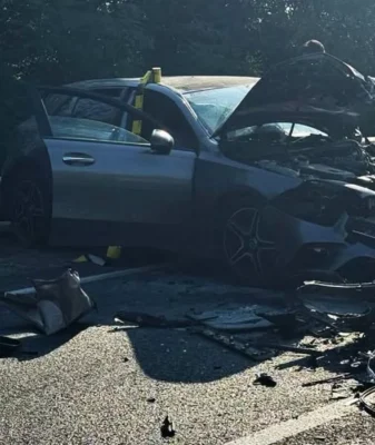 Accident grav pe DN6 în Timiș. Un șofer de 62 de ani a murit și alte șase persoane au fost rănite după impactul dintre trei mașini