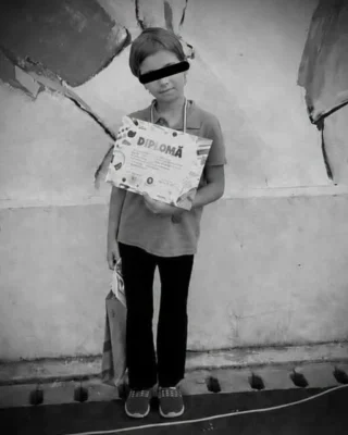 Tragedie la o pensiune din Tulcea. O fetiță de opt ani a murit înecată într-o piscină cu tobogane acvatice