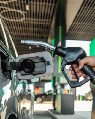 Prețurile carburanților. Unde se găsesc benzina și motorina cea mai ieftină din țară