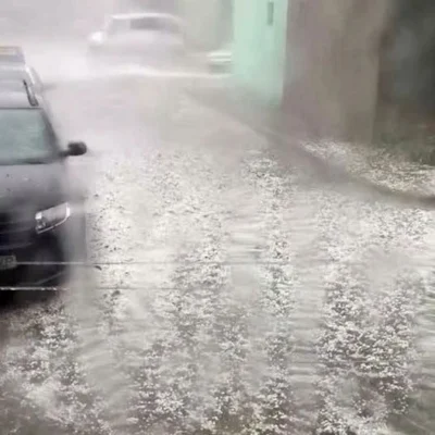 Valul extrem de căldură continuă în vestul țării. Dublă alertă de caniculă și vijelii puternice în următoarele zile