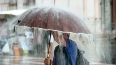 Adio zile toride! Vremea se schimbă brusc în București: ploi, vânt și temperaturi în scădere