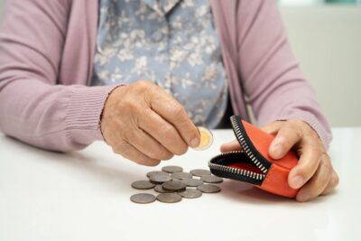 Pensia anticipată pentru mame. Clarificare majoră de la Casa de Pensii din…