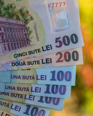 Bani în PLUS pentru pensionari, în luna…