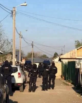 Dosar PENAL pentru o femeie din Ploiești, după ce și-a spart în casă un…