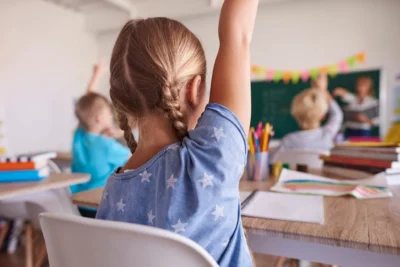 S-A DECIS! Prima VACANȚĂ din anul școlar 2026-2027! Când revin elevii la cursuri