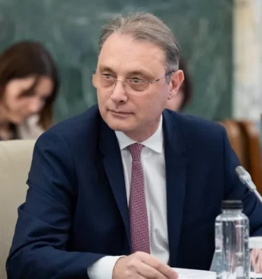 RĂSTURNARE de situație la PENSII! Majorarea de la 1 ianuarie ar putea veni în două etape