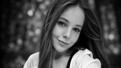 TRAGEDIE CUMPLITĂ! Abigail, o elevă de 18 ani, A MURIT după un accident! DOLIU la liceu!