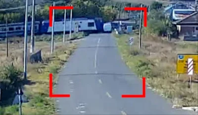Tânăra care şi-a omorât familia în accidentul cu trenul avea permis de 3 zile