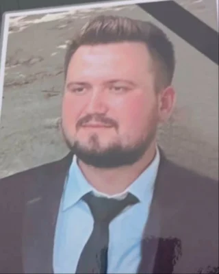 Preotul Constantin Mîndruță a murit la 30 de ani. Lasă un copil de trei ani