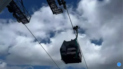 ULTIMĂ ORĂ! 1.000 de turiști BLOCAȚI pe Platoul Bucegi! Ce s-a întâmplat la gondolele din Sinaia!