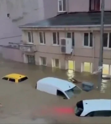 ULTIMĂ ORĂ! PRĂPĂD în Turcia! INUNDAȚII uriașe la Istanbul și Ankara! Sunt MORȚI!