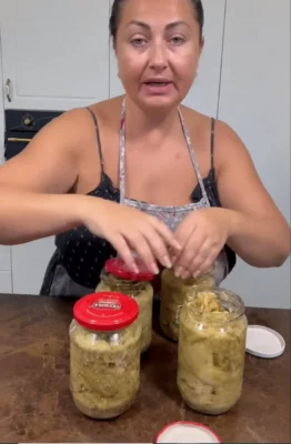 SECRETUL Gabrielei Cristea pentru VINETE la borcan! Detaliul banal care SCHIMBĂ TOT!