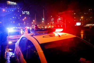 TRAGEDIE în Galați! Bărbat de 47 de ani găsit mort în apartament. Ipoteza electrocutării, verificată de anchetatori